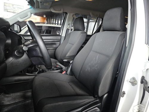 Toyota Hilux 2.8 STD 4X4 CD 16V DIESEL 4P MANUAL