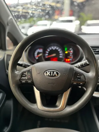 Kia Rio 1.4 4 p