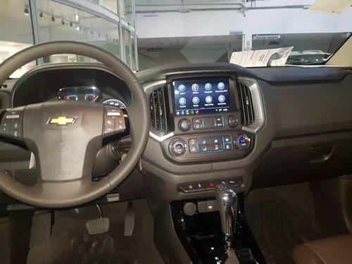 Imagen 15 de 19 de Chevrolet Trailblazer 4x4 At 3 Filas De Asientos 0km 2023 Go
