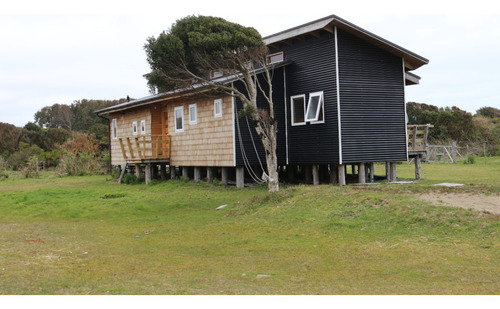 Excelente Casa A Metros De La Playa Y Del Parque Nacional