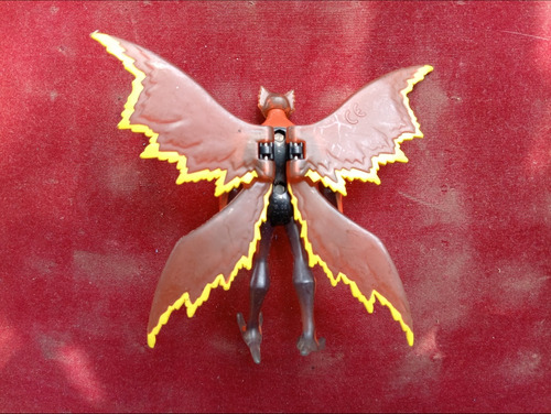 Ben 10 Ultimate ( Alien Big Chill ) Bandai ( 2008 ) \(^o^)/ (Usado)