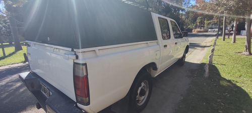 Nissan NP300 2.5 Cabina Doble 133cv 4x2