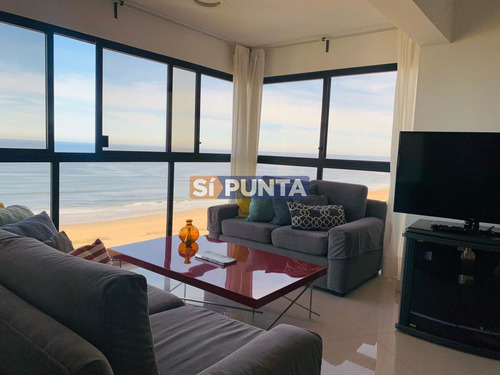 Imagen 4 de 28 de Venta De Apartamento De 2 Dormitorios En Torre Cristal Punta Del Este