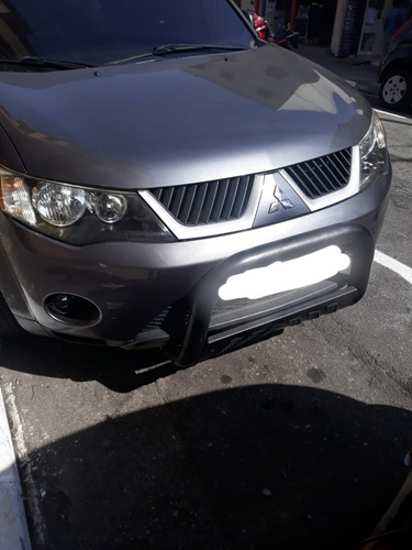 Imagem 3 de 9 de Mitsubishi Outlander 2008 3.0 5p