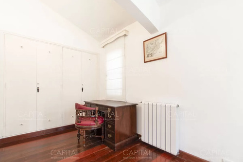 Casa De Construccion Tradicional En Playa Brava, Punta Del Este En Venta