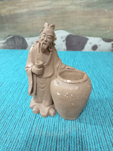 Figura Oriental En Terracota 