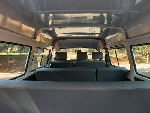 Imagem 4 de 12 de Volkswagen Kombi 2012 1.4 Total Flex 3p 2 Dono Impecavel