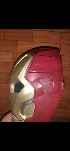 Iron Man Casco Electrónico Hasbro 2012 (Usado)