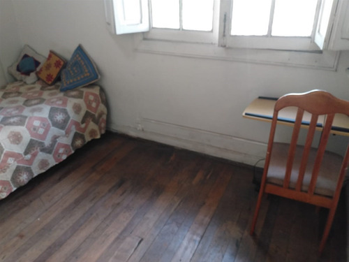 Casa En Venta De 9 Dorm. En Ñuñoa