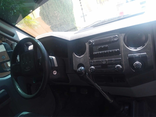 Imagen 2 de 7 de Ford F-350 350