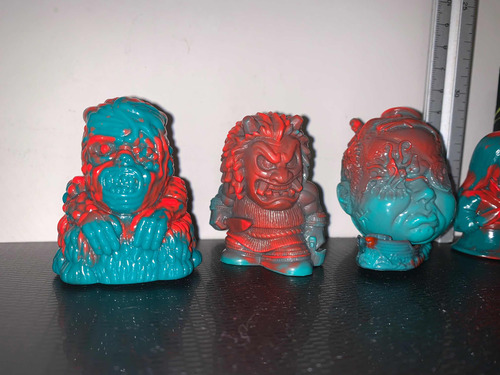 Unbox Industries Who Goes There / Precio Por Figura $500 (Usado)