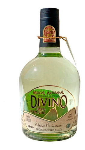 Mezcal Divino Blanco Con Pera 750ml