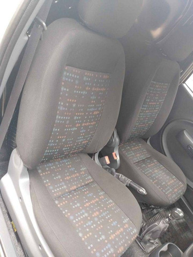 Imagem 8 de 9 de Fiat Fiorino 1.4 Mpi Furgão 8v Flex 2p Manual