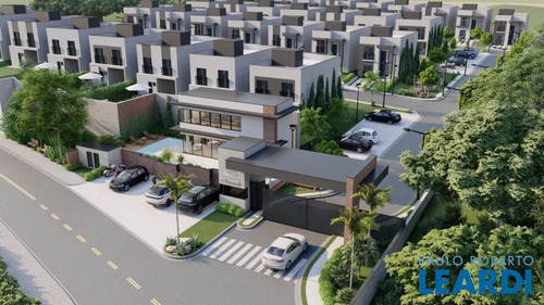 Imagem 2 de 15 de Casa Em Condomínio - Villagio Maranello - Sp - 636927