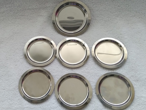 Imagen 1 de 2 de Set De 6 Platos 12cms Acero Inoxidable Brinox + 1 Plato 15cm