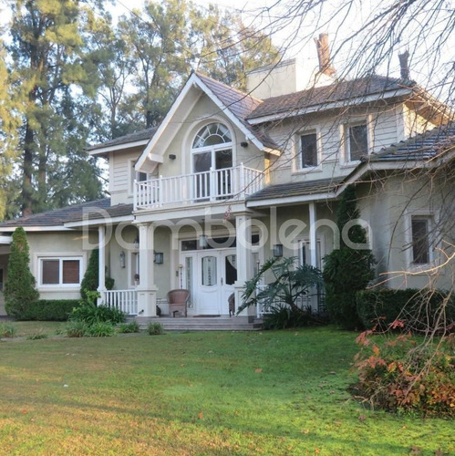 Casa Chalet En Venta Ubicado En San Diego (francisco Alvarez), Moreno, G.b.a. Zona Oeste
