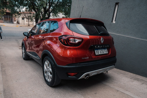 Imagen 12 de 25 de Renault Captur Zen 2.0 Gnc