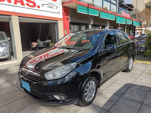 Imagen 1 de 15 de Fiat Grand Siena 1.4 Attractive 87cv C/pack Seguridad 2014