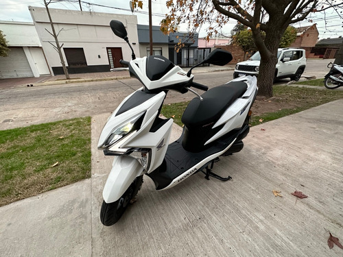 Scooter Honda New Élite Igual A Nueva Sin Detalles
