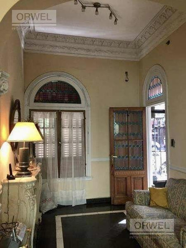 Imagen 4 de 17 de Venta - Hermosa Casa En Paternal - Cochera - Terraza C/parrilla