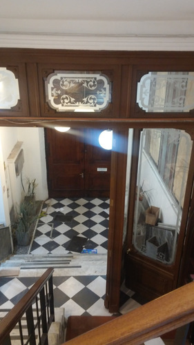 Para Empresa O Instituto Inmueble En Centro De Montevideo.