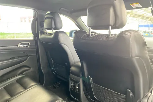 Jeep Grand Cherokee (4)(fl) Laredo 3600cc Tp 4x4