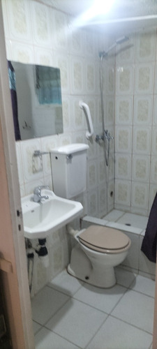 Casa 2 Dormitorios Y Un Baño , Pareo Simple , Entrada Auto