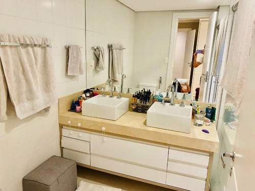 Imagem 10 de 13 de Apartamento - 597g - 69387507