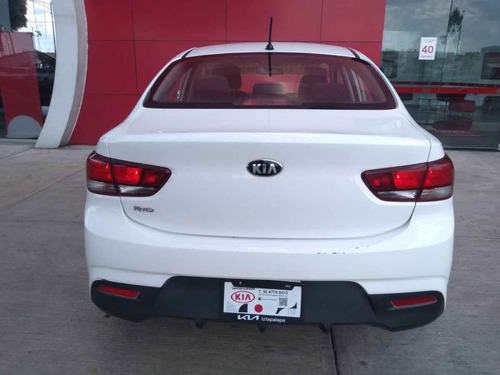 Imagen 3 de 11 de Kia Rio Sedan 2020 L 1.6l Tm6 Credito Agencia