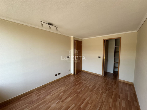 Amplio / Condominio Cerrado / Alto Las Condes