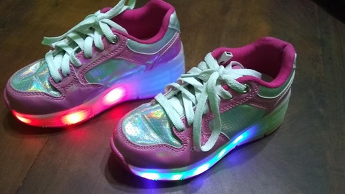 Zapatillas Footy Con Ruedas Y Luces , Impecable
