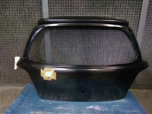 Compuerta Trasera Yaris 2003-2005 Toyota Original