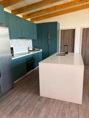 Parcela 5000 M2, Casa Como Nueva De 3d-2b En San Clemente