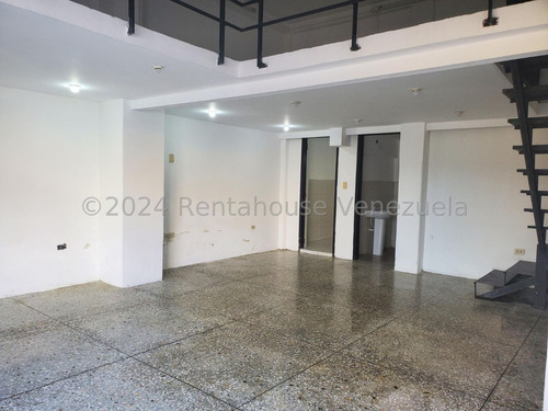 Local Comercial En Alquiler En Pleno Centro De Barquisimeto, Lara *mc * Flex 24 15937