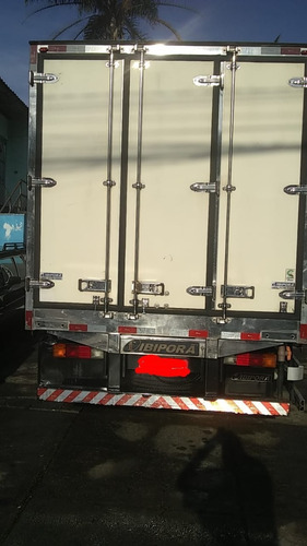 Caminhão Fcq 2395