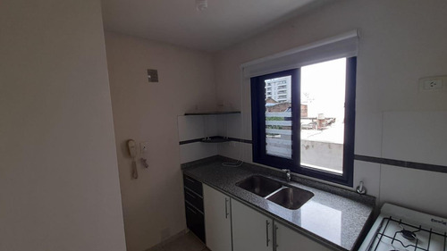 Departamento Con Cochera En Alquiler | 1 Dormitorio | Balcon