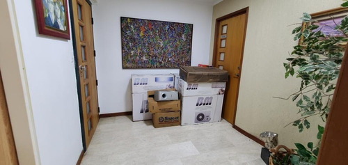 Imagen 10 de 16 de En Venta Oficina En Valencia Paseo Cabriales Torre Movilnet De 117m2
