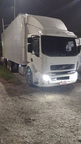 Imagem 5 de 7 de Volvo Vm 260 2008