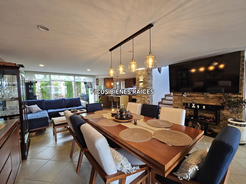 Casa En Venta En Calimaya, Residencial Lomas Virreyes
