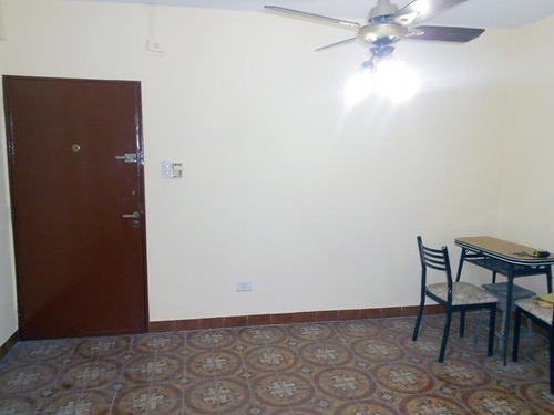 Imagen 4 de 16 de Departamento 2 Amb. Buen Estado A Mts. Av. De Mayo - Ramos Mejia