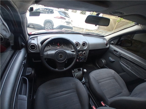 Imagem 12 de 13 de Chevrolet Prisma 1.4 Mpfi Maxx 8v Flex 4p Manual
