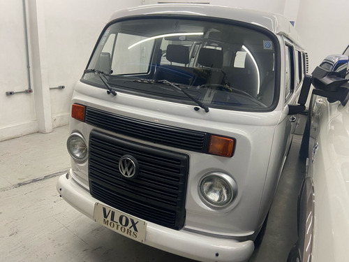 Volkswagen Kombi 1.4 Standard Total Flex 3p