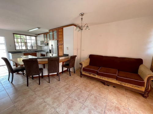 Imagen 3 de 12 de Townhouse En Venta En Lecheria C.r Villas Martinique