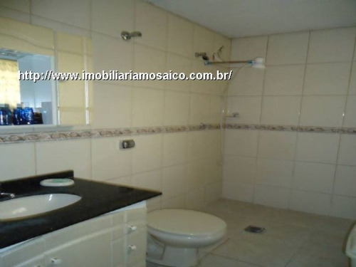 Imagem 11 de 12 de Casa Desocupada, Reformada, Duas Moradias, 05 Vagas De Garagem - 84903 - 4491354