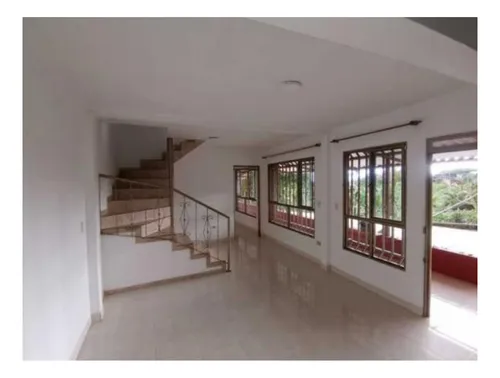 Venta Casa Campestre, Hojas Anchas Circasia Quindío Cod: 8577067
