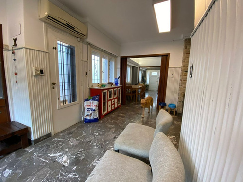 Alquiler Casa En Olivos 4 Ambientes