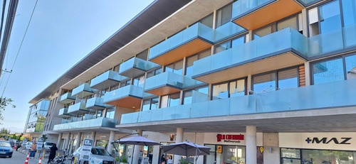 Vende, Moderno Dpto. En Edificio Boulevard (72748)