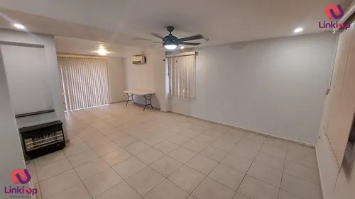 Casa En Renta En Privada Con Parque Calzadas De Anahuac En Escobedo N.l.