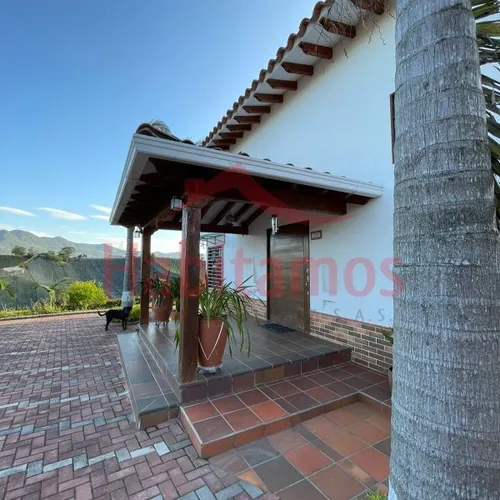 Casa-finca En Venta En Carmen De Viboral - Vereda Cristo Rey Cod 68244