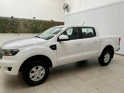 Imagen 15 de 17 de Ford Ranger Xls 4x4 Cabina Doble 3.2 Diesel 0km